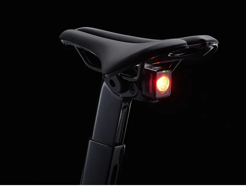 Trek Madone SL 6 Disc 2 Road Bike in Black-1